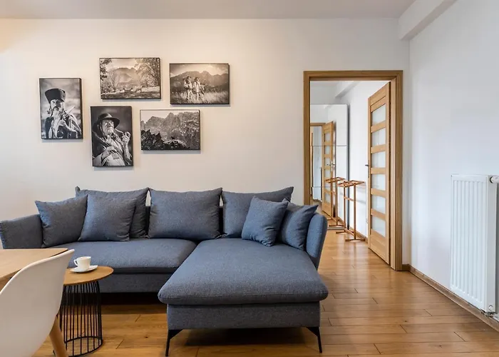 Udanypobyt Tuwima زاكوباني